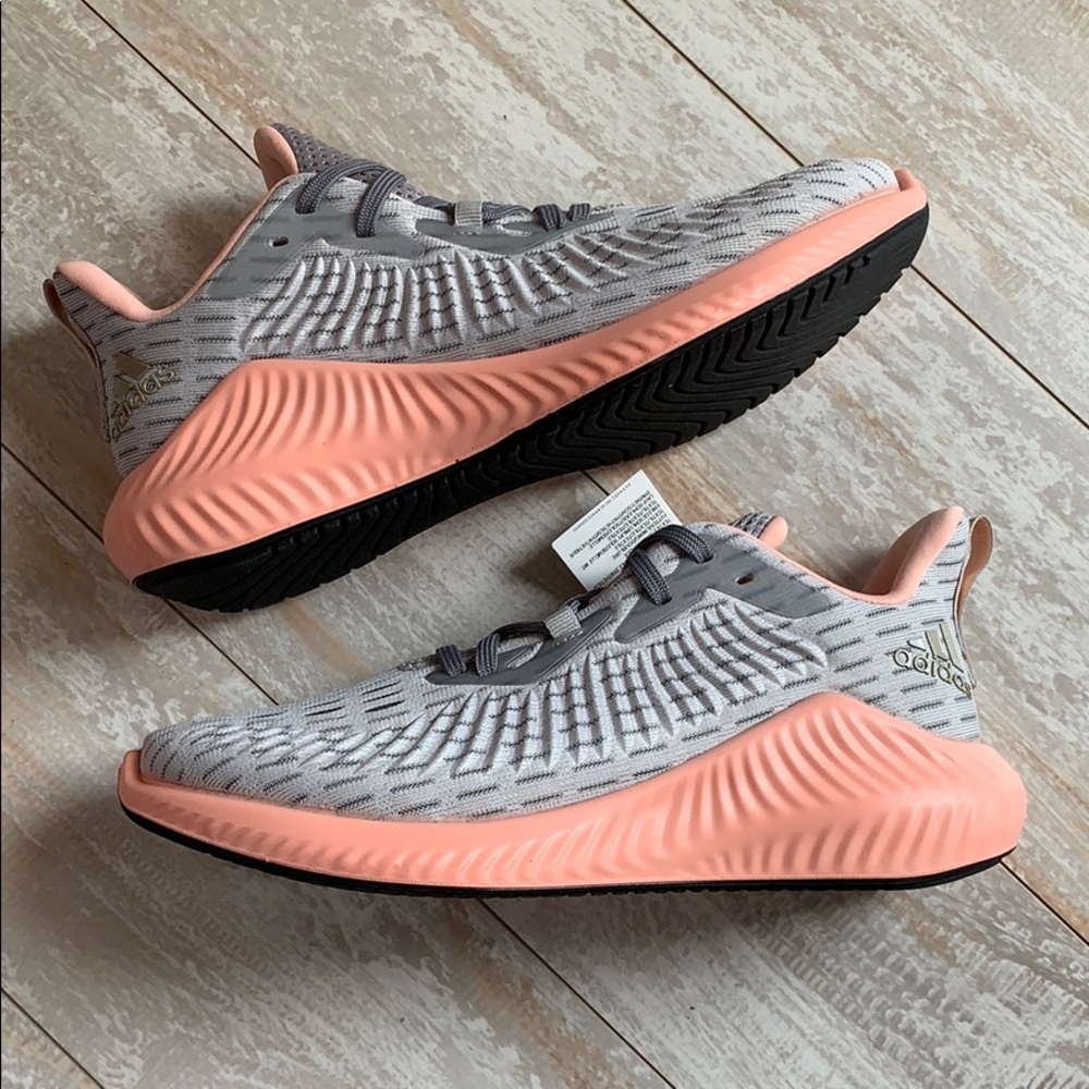 NWT Adidas Alphabounce Running shoes - Picture 5 of 10